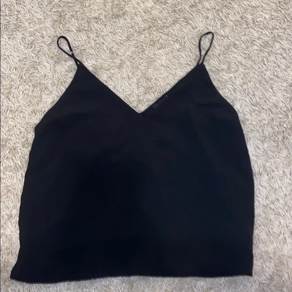 black v neck going out tank